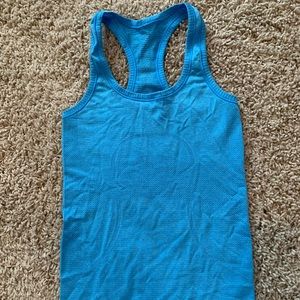 SOLD// lululemon swiftly tech tank top